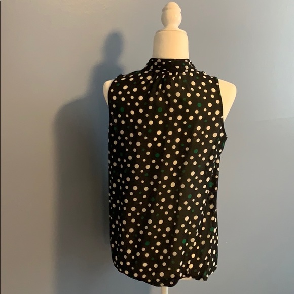 Professional Banana Republic Tie Neck Shell - Picture 2 of 7